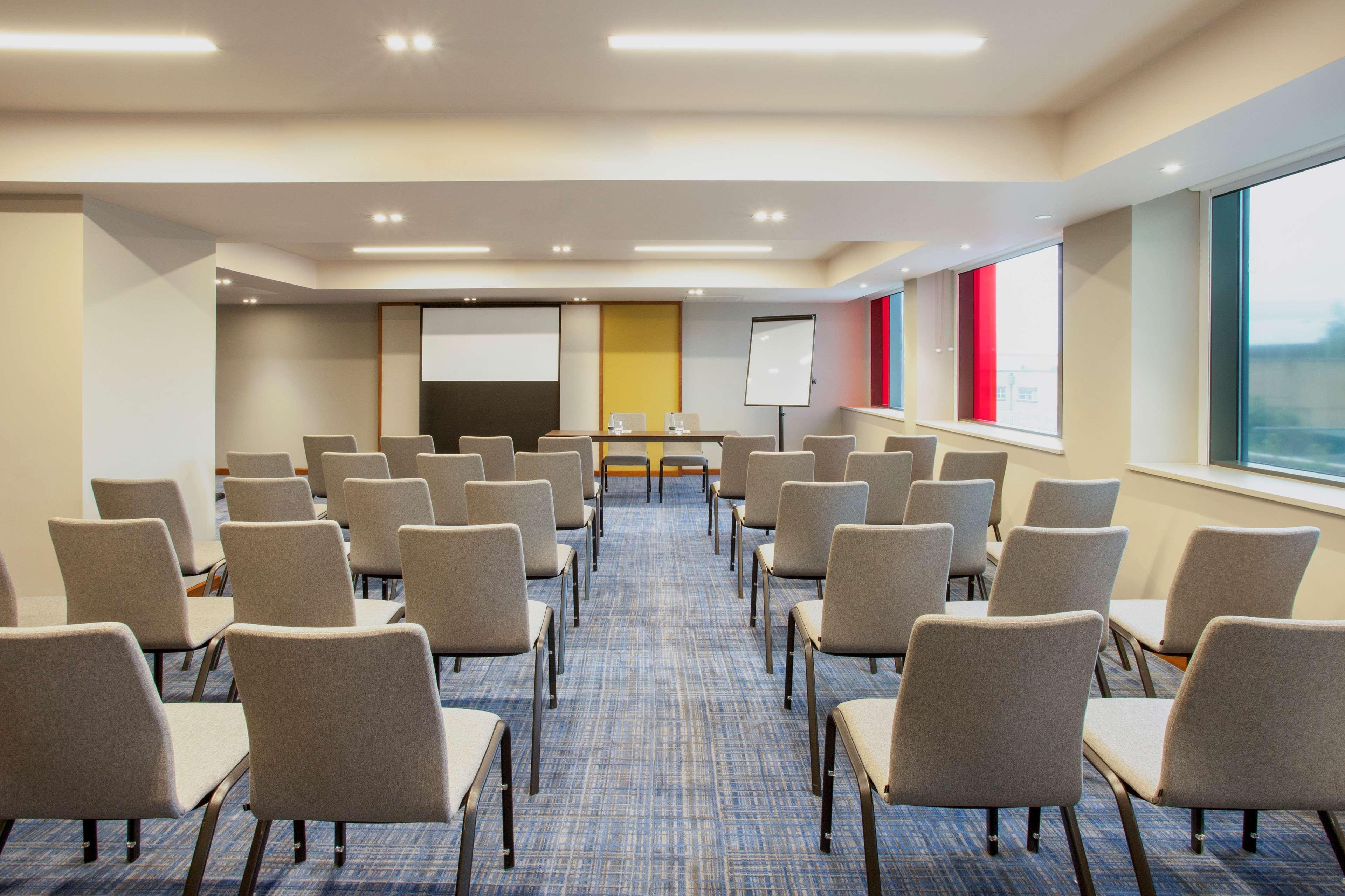 Hyatt Place West London Hayes Hillingdon Exterior photo
