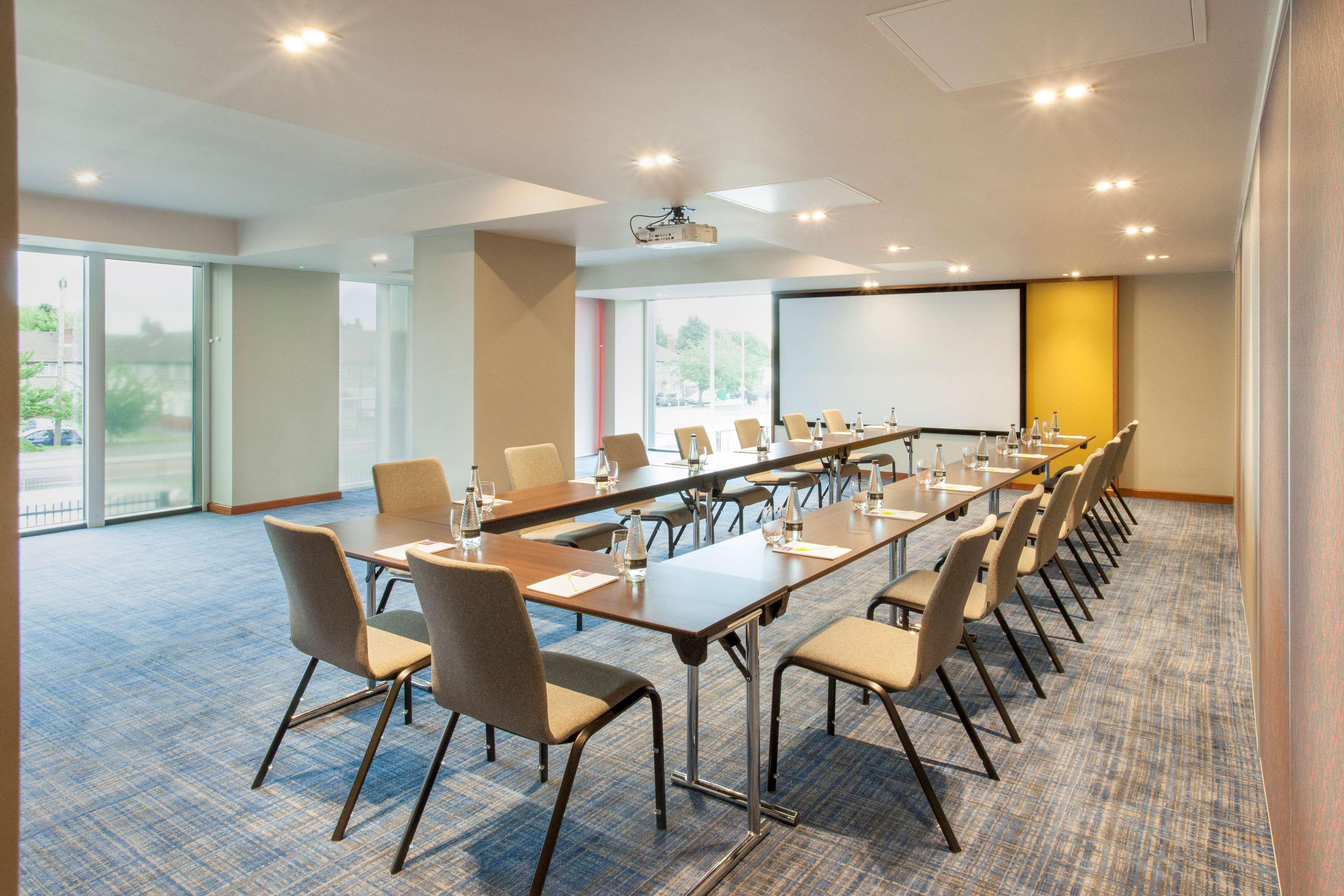 Hyatt Place West London Hayes Hillingdon Exterior photo